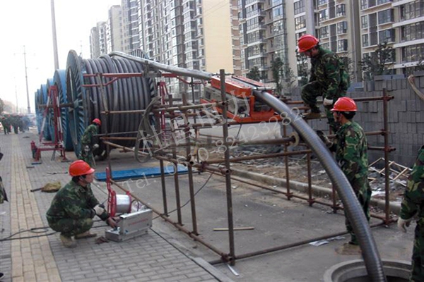 電纜輸送機(jī)運(yùn)行時的的注意事項